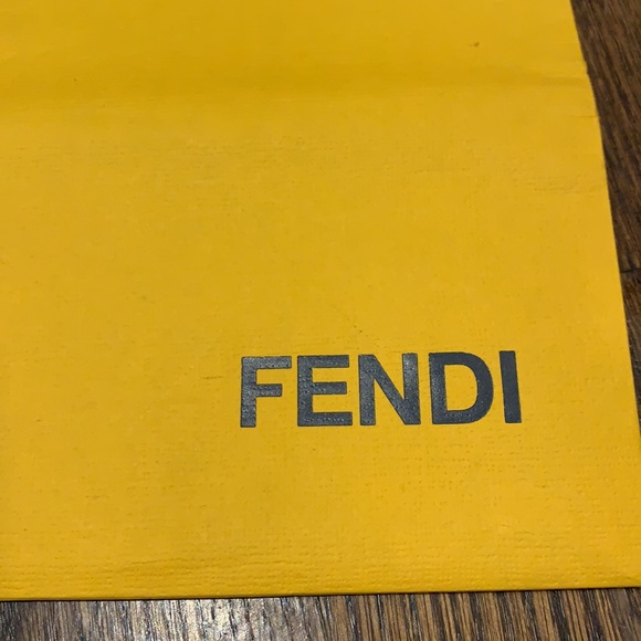 Fendi shopping bag - Picture 3 of 13